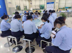 做到首问责任制、一次性告知制、工作人员海南注册公司免税行为规范、轮值制度、导税服务